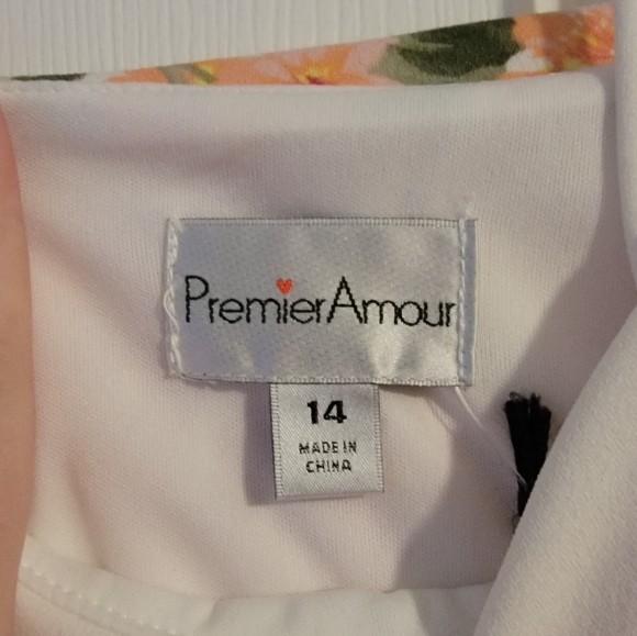 NWT Floral Mid-Length Off the Shoulder Dress - Picture 6 of 6